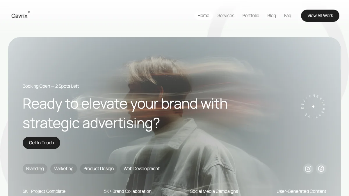 Screenshot of the Cavrix theme homepage